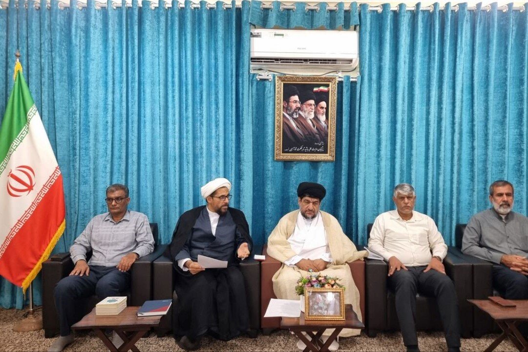 گزارش موفقیت: امام جمعه گناوه: انس با قرآن بهترین راه مقابله با آسیب‌های اجتماعی است | مهر - کد bdf6