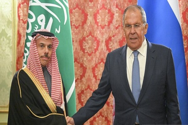 لاوروف: مسکو به حل‌وفصل وضعیت پرتنش در غرب آسیا علاقه‌مند است