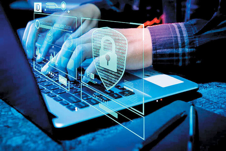 کاظم‌زاده: فضای مجازی به میدان مهم جنگ فرهنگی تبدیل شده است