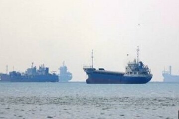 Hürmüz Boğazı’nda Petrol Tankerine Füze İsabeti