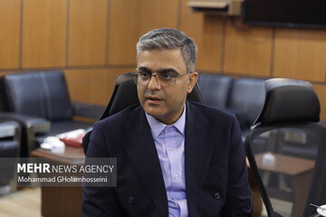 اخلاقی: مدافعان سلامت تا آخرین نفس پای کار نظام و مردم ایستاده‌اند