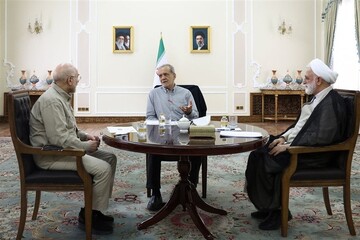 Iran’s top officials discuss latest reg., intl. developments