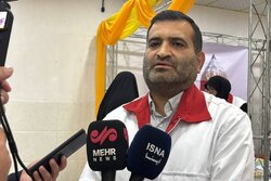 اصفهانی: هیچ دانش‌آموزی نباید بدون لوازم تحصیلی وارد مدرسه شود