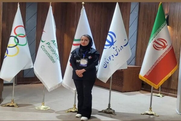 بانوی چهارمحال و بختیاری در مسابقات قهرمانی اسکواش کشور قضاوت می‌کند