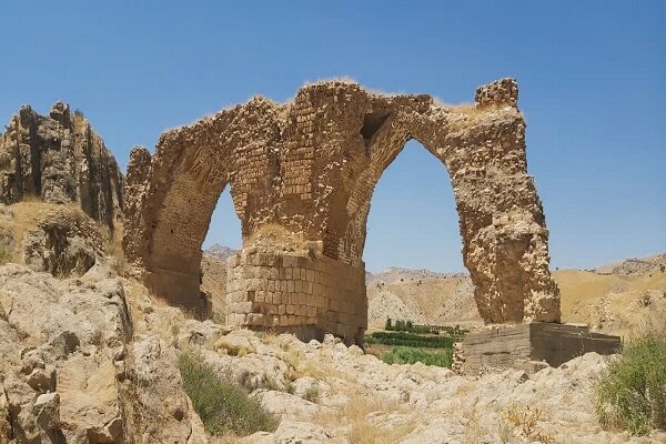عملیات حفاظت و مرمت پل تاریخی «سیاه‌پله» لرستان آغاز شد