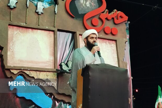 دشمن‌ شناسی راه مقابله با جنگ اعتقادی و فشار اقتصادی است