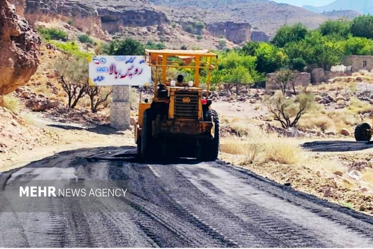 احداث ۳.۵ کیلومتر محور روستایی روپَس بالا (هفتاد ملا) شهرستان میرجاوه