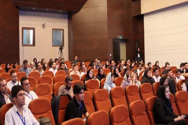 کاهش تفکر، خطرناک ترین پیامد استفاده نابجا از هوش مصنوعی در آموزش است