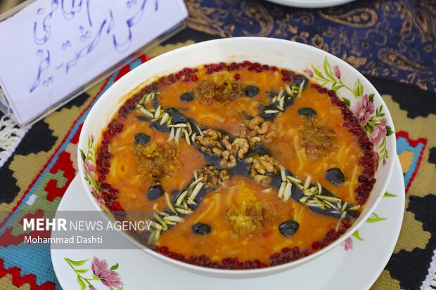 رویداد ملی فرهنگی و گردشگری آش و غذاهای سنتی نیر
