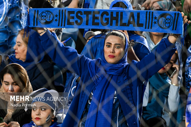 لیگ برتر فوتبال - استقلال و پیکان
