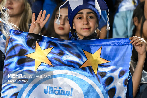لیگ برتر فوتبال - استقلال و پیکان