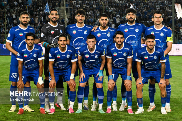 لیگ برتر فوتبال - استقلال و پیکان