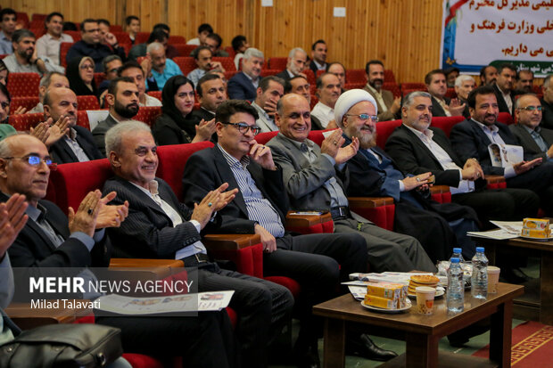 بزرگداشت زادروز گل‌آقا