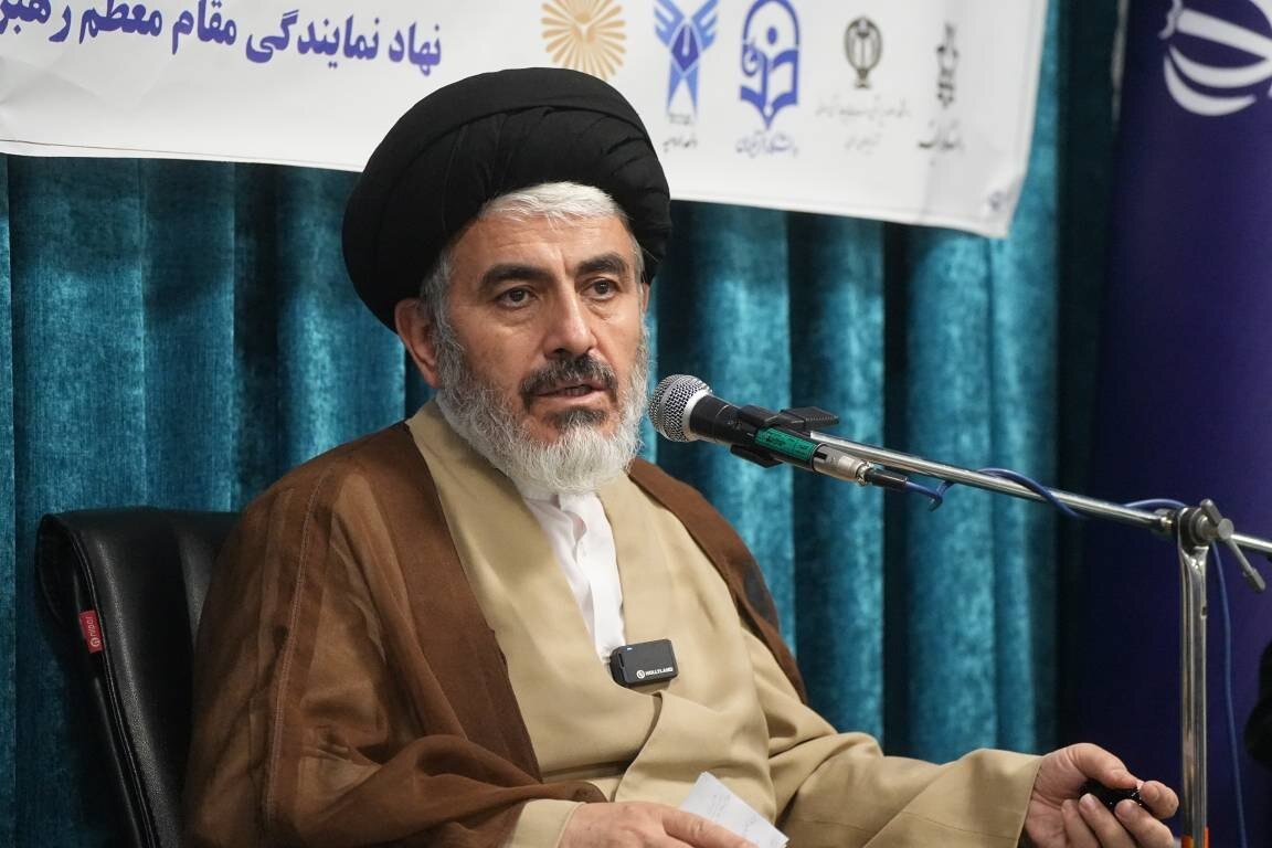 تحلیل خبر: امام جمعه ارومیه: دانشگاه‌ها سنگر صیانت از انسجام ملی هستند | مهر - کد c39e