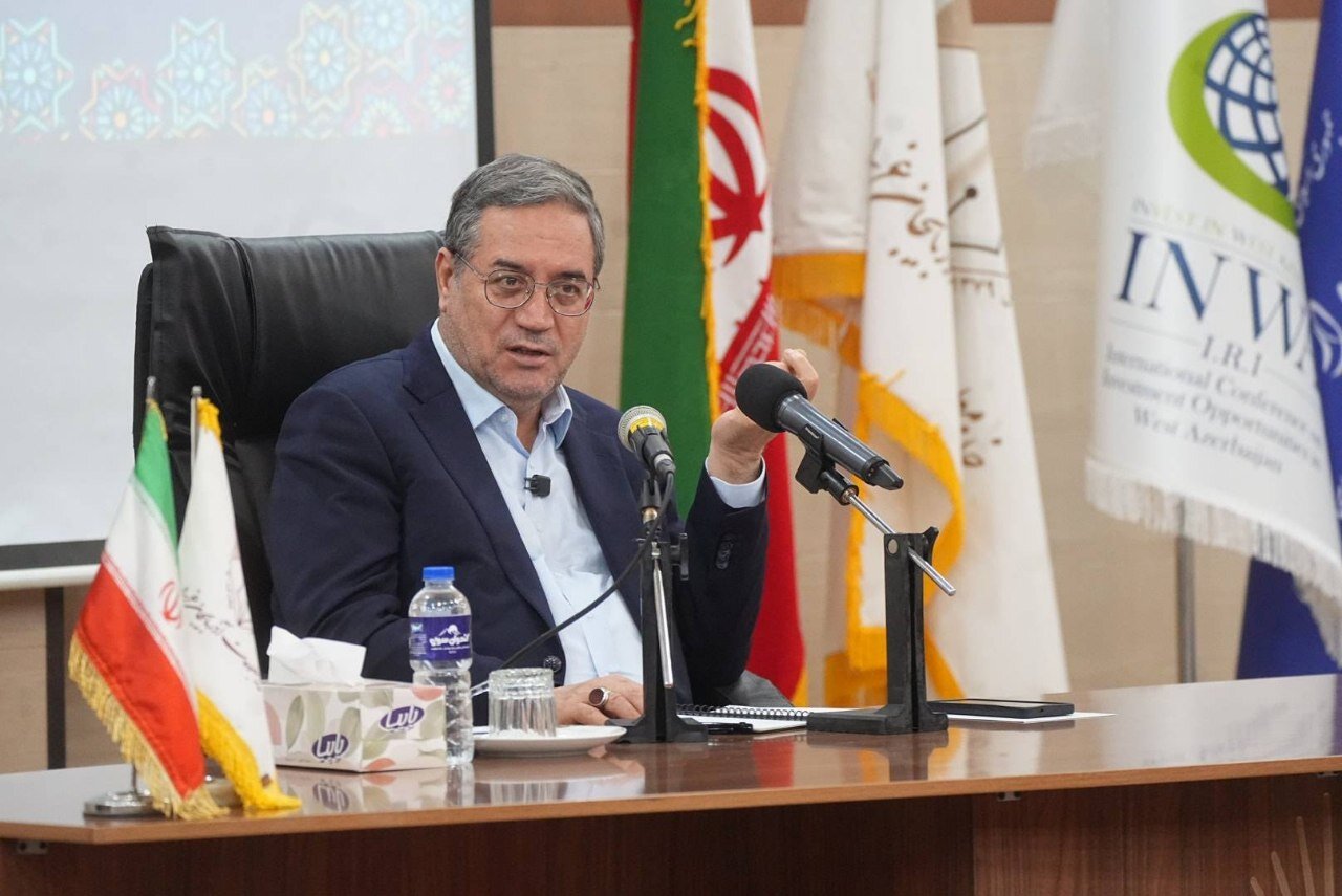 رحمانی: ۵۲ درصد تجارت مرزی کشور در آذربایجان ‌غربی انجام می شود