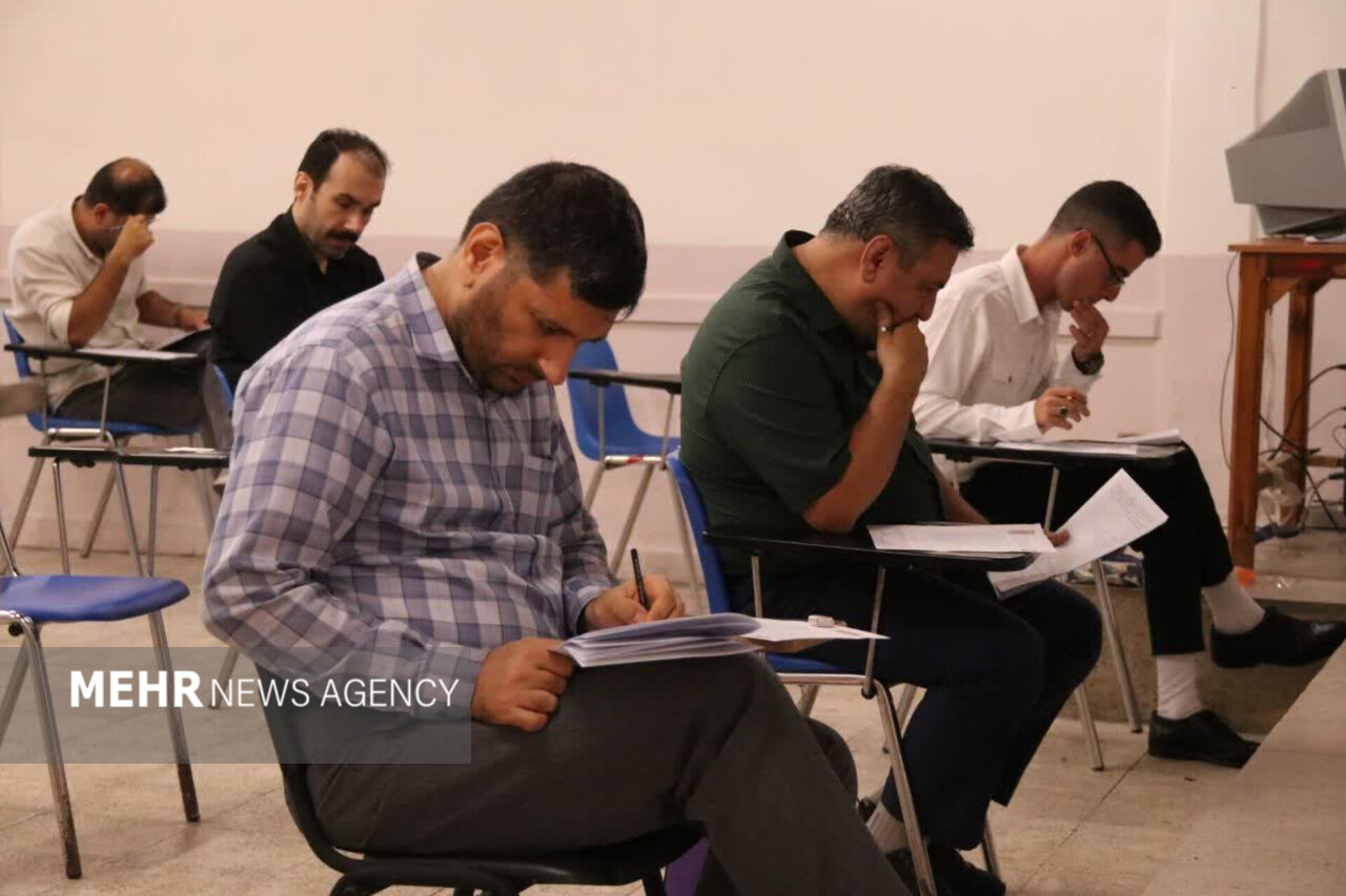 رقابت بیش از یک هزار و ۴۰۰ داوطلب گیلانی در آزمون سردفتری رقابت بیش از یک هزار و ۴۰۰ داوطلب گیلانی در آزمون سردفتری