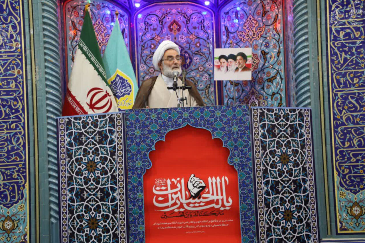 امام جمعه رشت: اقتدار جمهوری اسلامی در سایه حضور مردم شکل گرفته است امام جمعه رشت: اقتدار جمهوری اسلامی در سایه حضور مردم شکل گرفته است