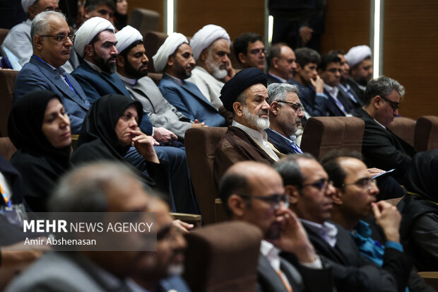 یکصدمین اجلاس روسای دانشگاه‌ها و موسسات آموزش عالی، پژوهشی و فناوری