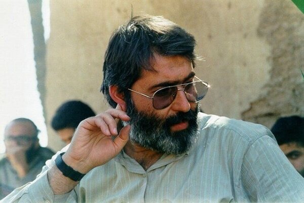 روزی که دوربین شهید آوینی روایتگر جنگ شد روزی که دوربین شهید آوینی روایتگر جنگ شد