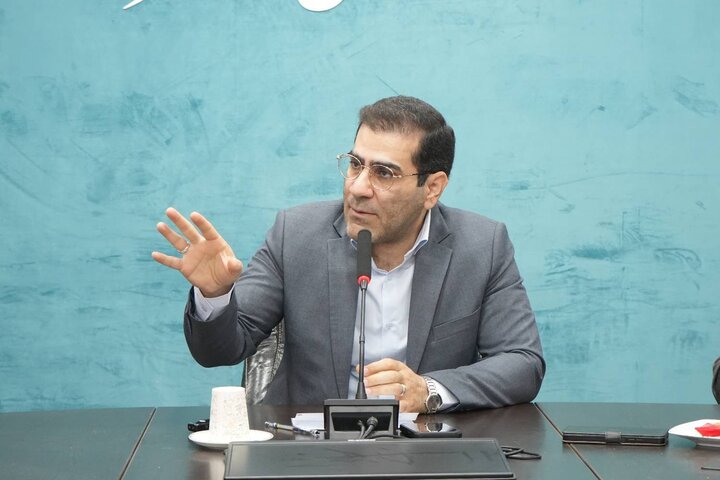 «فاصله معناداری» با اطلاع‌رسانی شفاف داریم؛ لزوم تبیین تصمیمات اقتصادی