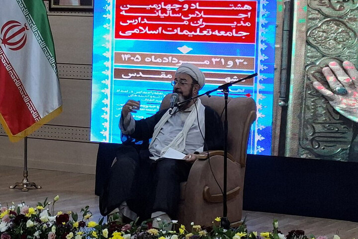 نماز عامل اصلی ساخت جامعه منتظر ظهور است