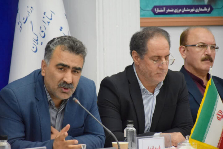 تأکید بر رفع موانع صادرات در آستانه فصل صادرات کیوی در آستارا