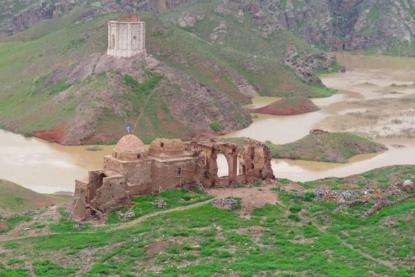 بررسی جامع: مرمت امامزاده قاسم سمیران قزوین با اعتبار ۱۶ میلیارد ریال آغاز شد | مهر - کد bc06