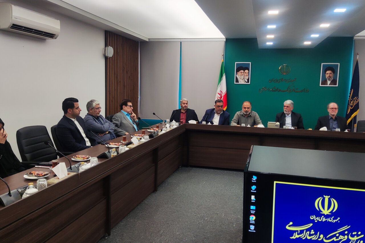 فرهنگ ایثار و شهادت یکی از پایه‌های مهم قدرت نرم کشور است