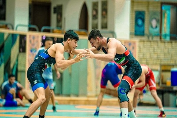 شاگردان درستکار به خط شدند