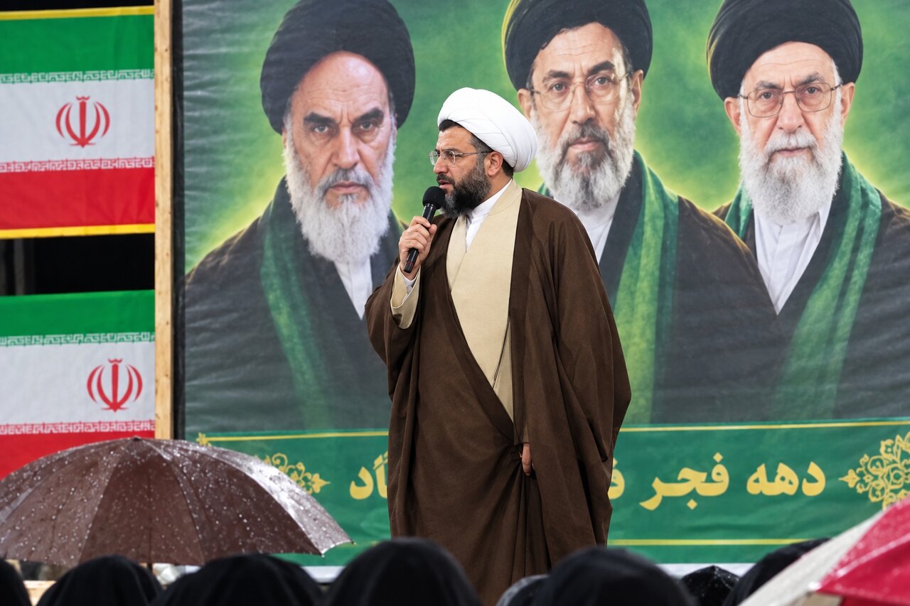 جوانان سنگر اصلی مقابله با جنگ نرم دشمن هستند جوانان سنگر اصلی مقابله با جنگ نرم دشمن هستند