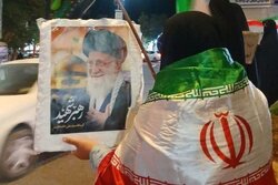 اجتماع مردم شهرکرد در شب صد و نود و هشتم پر صلابت و باشکوه
