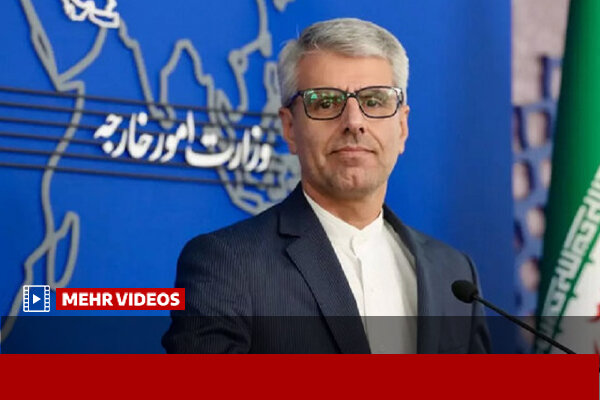 بقایی: زیر دریایی آمریکا غنیمت است