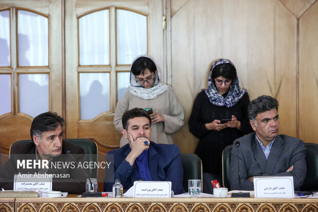 سلسله‌نشست‌های «گفت‌وگوی مسئله‌محور با جامعه مدنی»