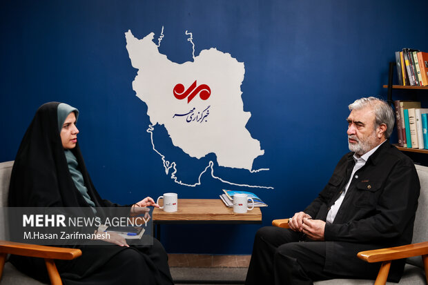 حضور رئیس کمیسیون امنیت ملی مجلس در گروه رسانه‌ای مهر