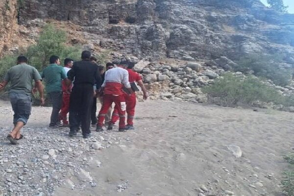 کشف پیکر ۲ جوان در رودخانه قلعه‌دختر؛ یک نفر نجات یافت
