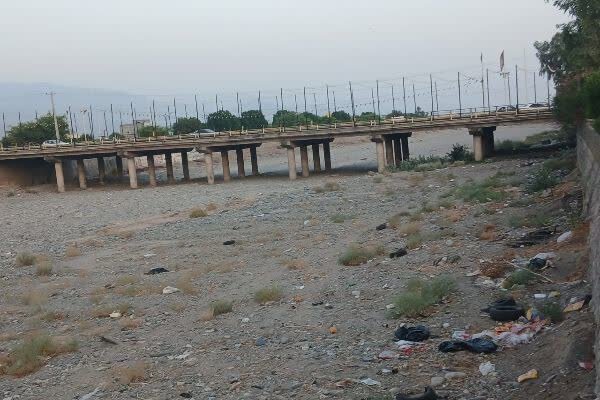 شکست دیواره رودخانه ملنتی در جیرفت؛ هشداری که باید جدی گرفته شود