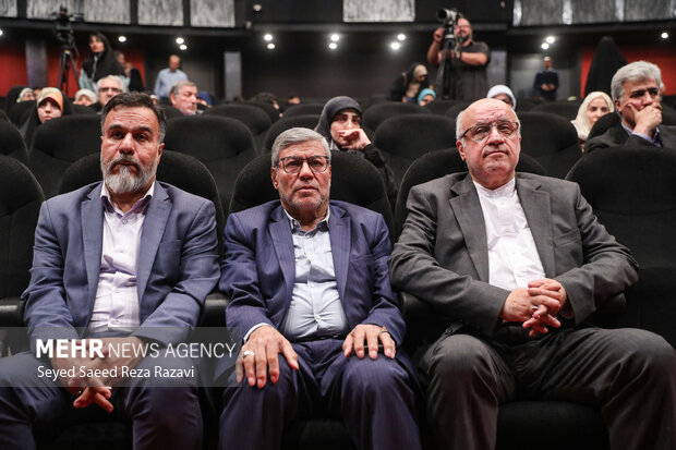 رونمایی از فیلم مستند «سهشنبه خونین» در تالار ایوان شمس 11 آیین رونمایی از فیلم مستند «سهشنبه خونین»