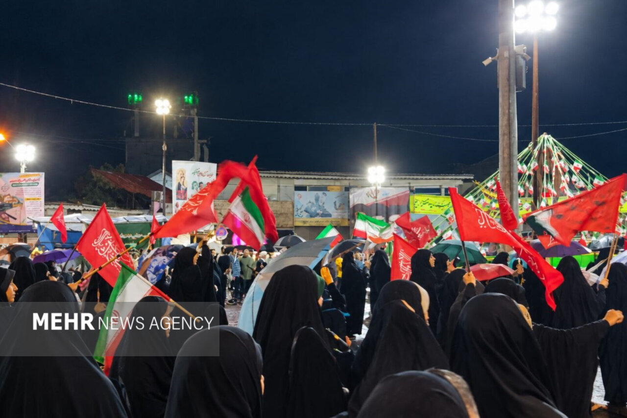 لنگرودی‌ها در شب ۱۹۸ تجمعات پای کار ایران ایستادند