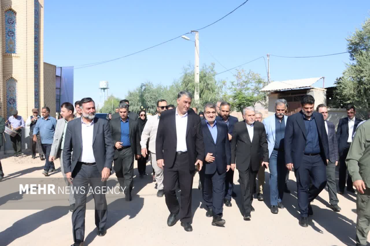وزیر میراث فرهنگی وارد گرمسار شد