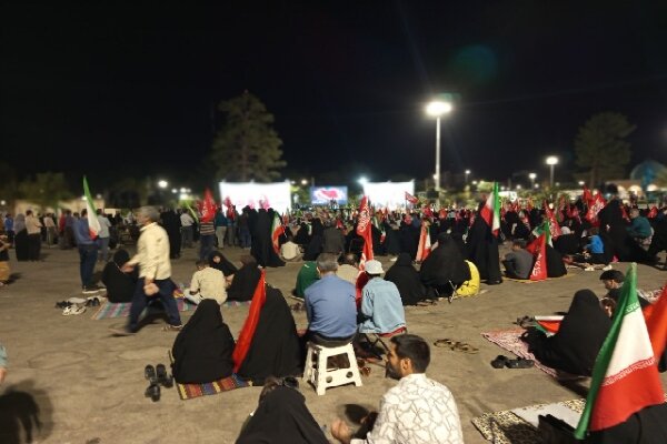 ۲۰۰ شب در میدان؛ روایتی از مردم بیرجند که پرچم‌ها را زمین نگذاشتند