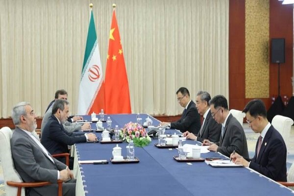 وزیر خارجه چین خواستار بازگشت ایران و آمریکا به مذاکرات شد وزیر خارجه چین خواستار بازگشت ایران و آمریکا به مذاکرات شد