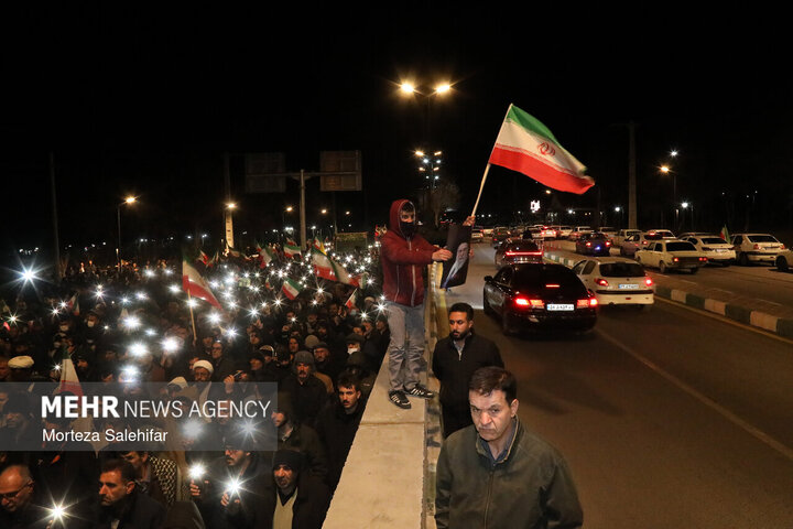 شهرکردیها پای پرچم ایران؛ عشق به وطن تاریخ انقضا ندارد