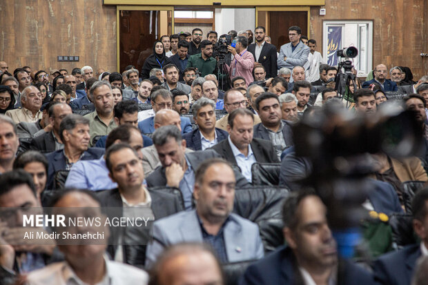 سفر وزیر <a href='https://sayeb.ir/tag/%d8%b5%d9%85%d8%aa'></div>صمت</a> به <a href='https://sayeb.ir/tag/%d8%ae%d8%b1%d8%a7%d8%b3%d8%a7%d9%86-%d8%b1%d8%b6%d9%88%db%8c'>خراسان رضوی</a>