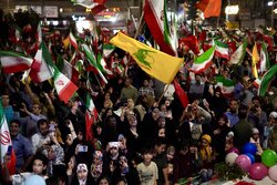 دویست شب حضور خستگی ناپذیر مردم در میادین کرمان