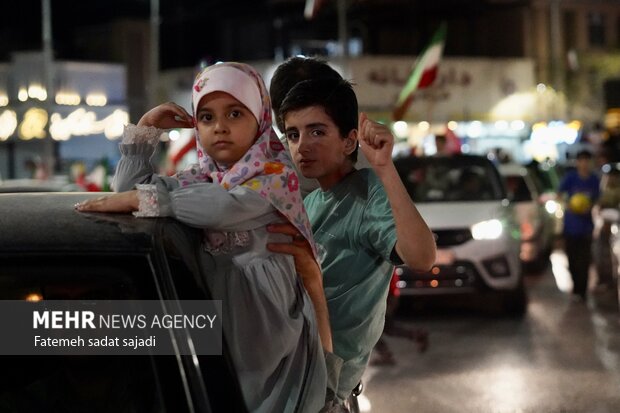 جوانان و نوجوانان زنجانی از حماسه ۲۰۰ شب حضور در میدان می گویند