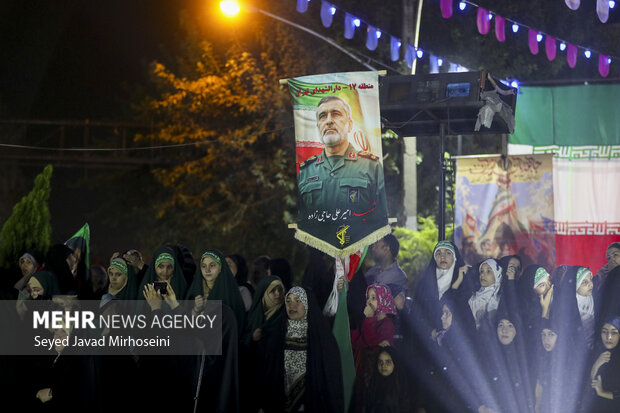 رونمایی از تندیس شهید سردار حاجیزاده در میدان ابوذر