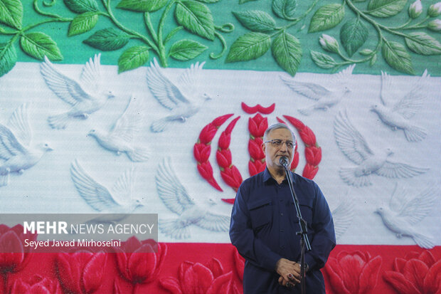 رونمایی از تندیس شهید سردار حاجی‌زاده در میدان ابوذر