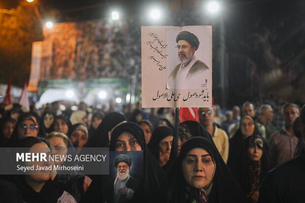 رونمایی از تندیس شهید سردار حاجی‌زاده در میدان ابوذر