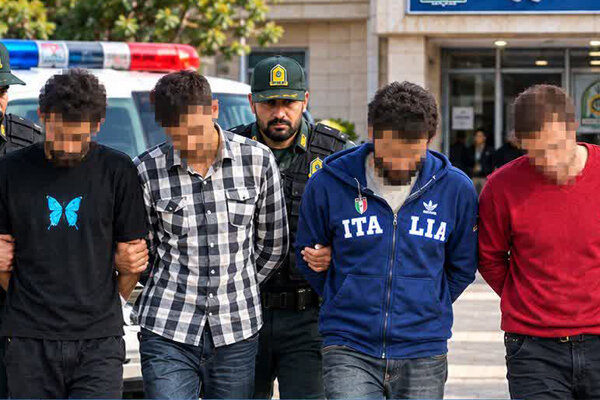 دستگیری سارقان اماکن خصوصی با ۲۵ فقره سرقت در تبریز