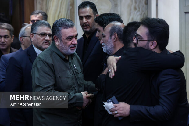 مراسم ترحیم فرزند لطف ا... فروزنده